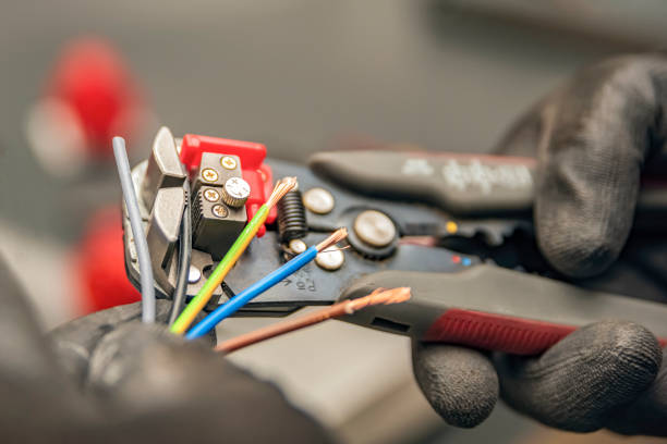 Best Emergency Electrical Repair  in Ashland, MO